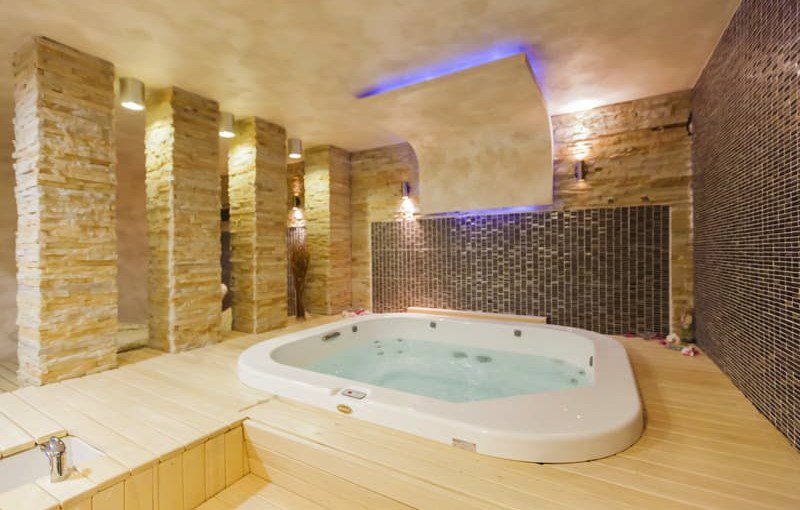 hot tub